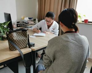 湖州四院美女醫(yī)生和肛腸打了15年交道 讓4萬(wàn)多人擺脫難言之痛