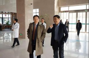 今天，世界中醫(yī)聯(lián)合會肛腸專業(yè)委員會副會長任東林來我院參觀指導
