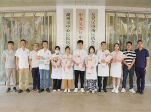 【四院|醫(yī)訊】情暖醫(yī)師節(jié) 慰問(wèn)暖人心