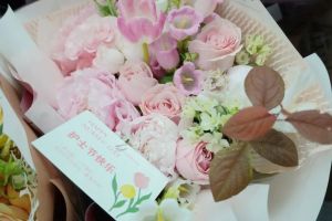 【四院 | 護(hù)士節(jié)系列活動(dòng)二】鮮花獻(xiàn)給最美的天使！湖州第四醫(yī)院領(lǐng)導(dǎo)班子慰問(wèn)全體護(hù)理人員